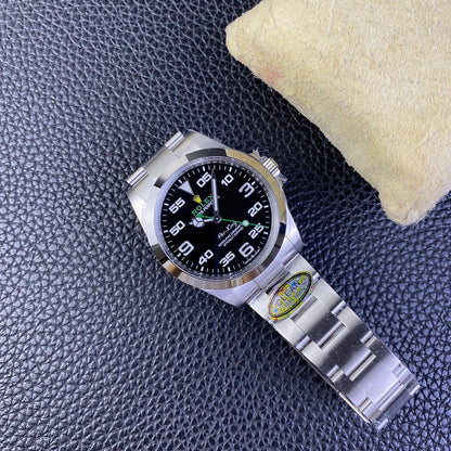 Rolex Submariner-style diver, black/white/colored variants