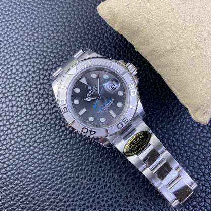 Rolex Submariner Date 40, black dial, white indexes