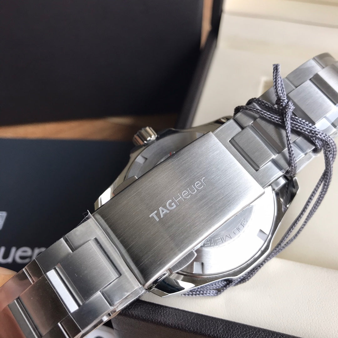 Blue - Silver 904L steel - Quartz - 41mm