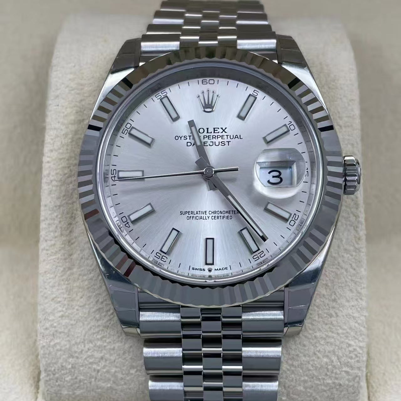 Rolex Oyster Perpetual 41, silver/white dial