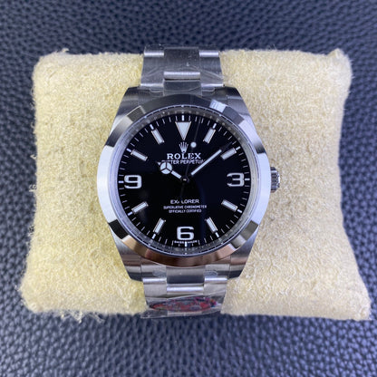 Rolex Oyster Perpetual 39, black dial