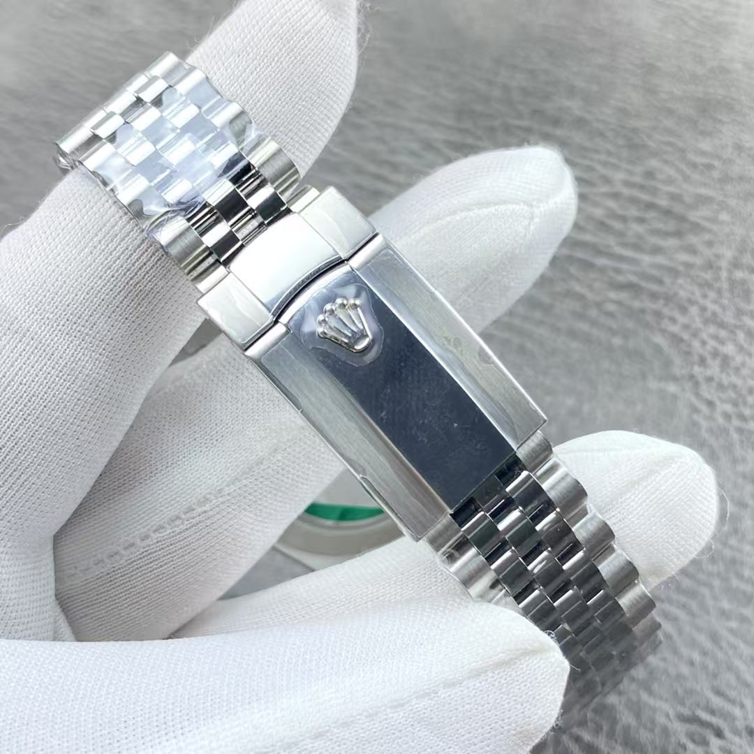 Rolex Oyster Perpetual Datejust 41, stainless steel, green dial