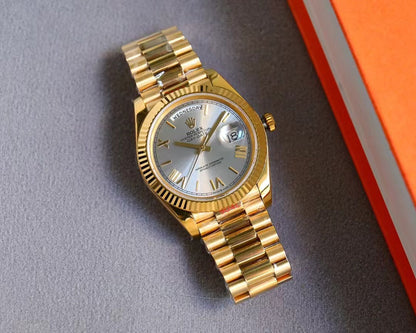 Rolex Submariner Date 40, steel & yellow gold