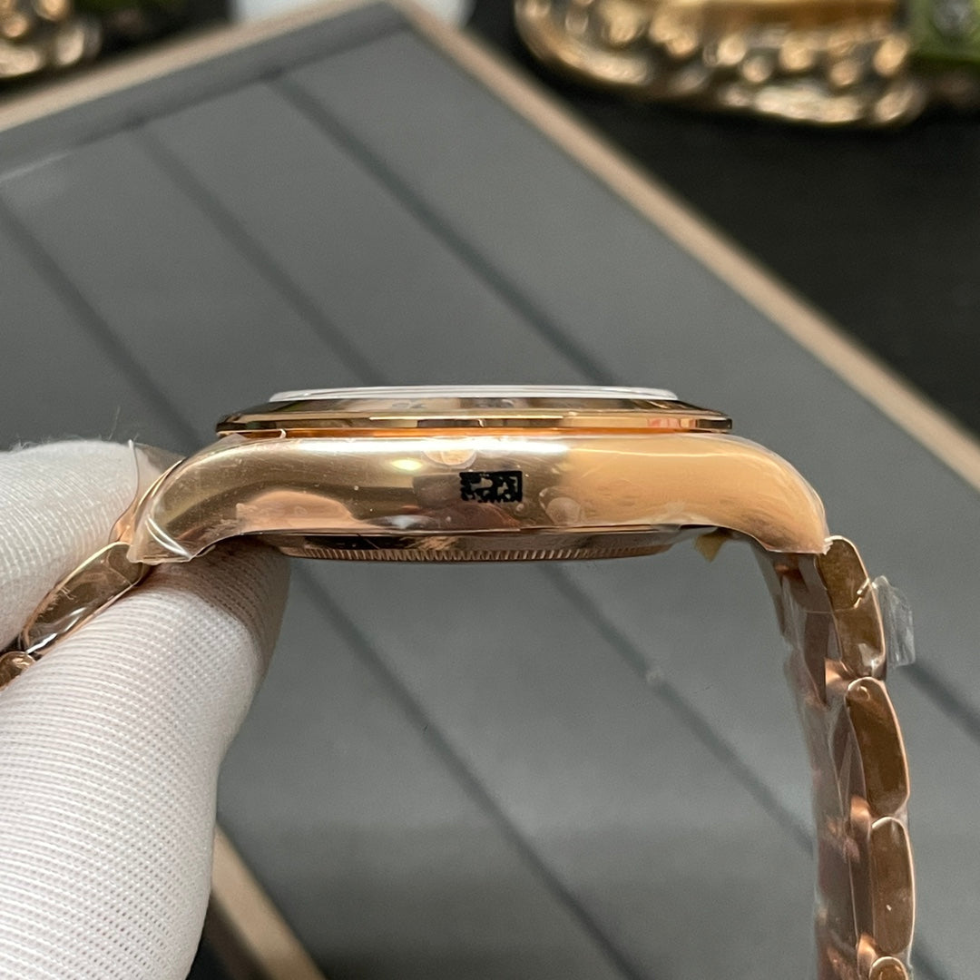 Rolex Cosmograph Daytona 40 - White Black