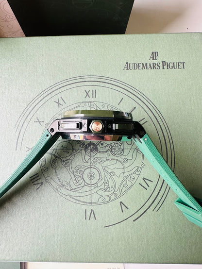 Green - Green Rubber- Automatic - 42mm