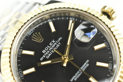 Rolex Oyster Perpetual Datejust 41 - Black -