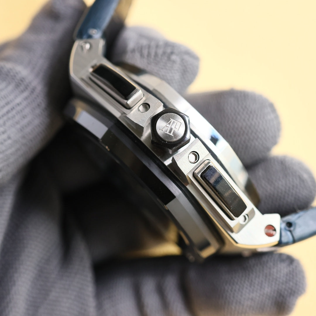 TOP! Blue Black Ceramic Bezel - Blue Leather - Automatic - 44mm