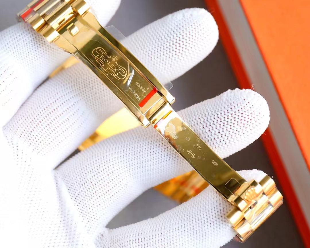 Rolex Submariner Date 40, steel & yellow gold