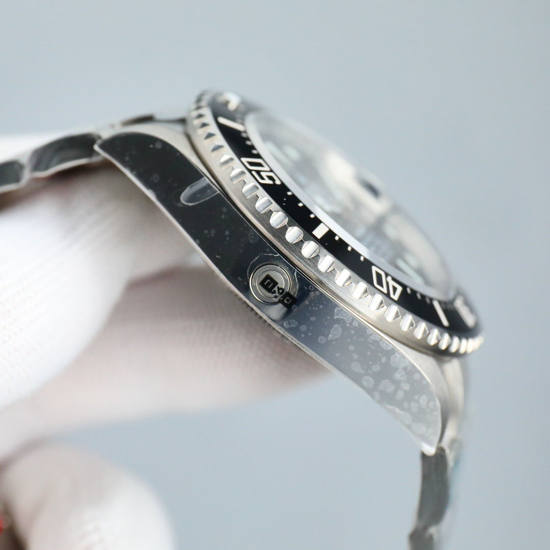 Rolex Sea-Dweller 43, black dial